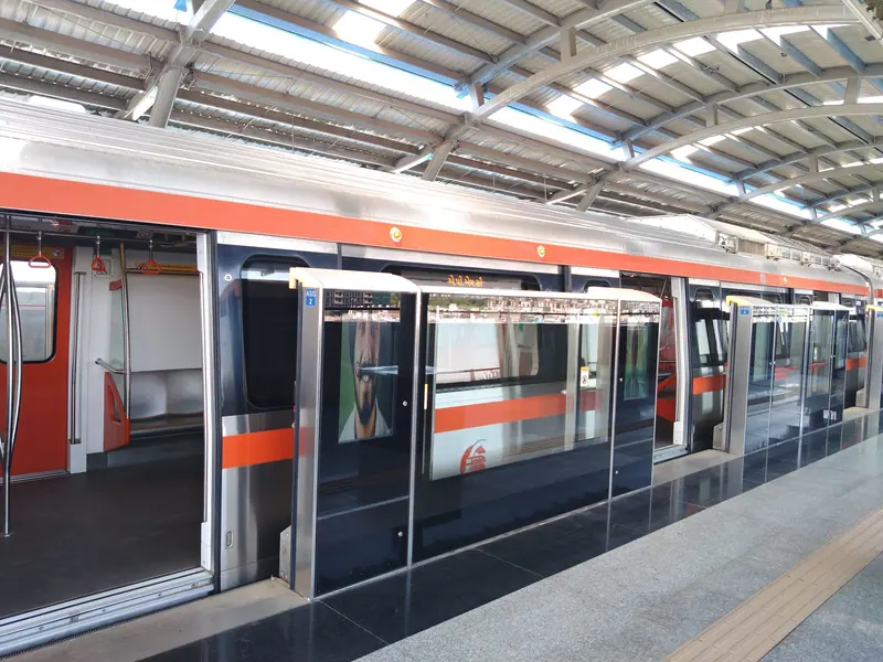 An Ahmedabad Metro train on the Red Line platform